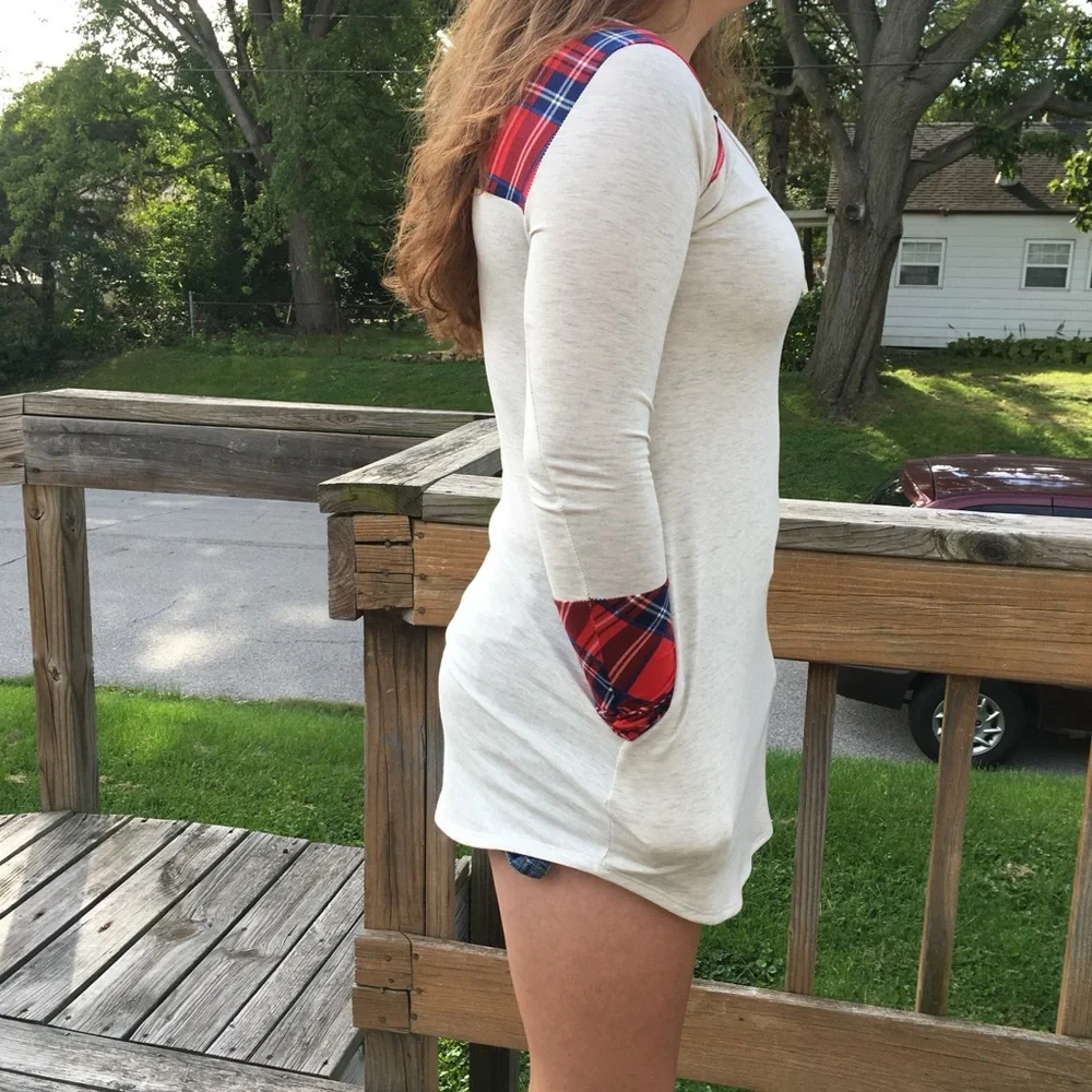 - Red Plaid Colorblock Pocket Tunic! NEW!